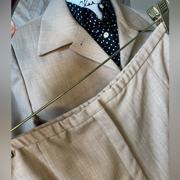 Pendleton 100% Wool Long Button Tan Suit Women Jacket Size 10 and Pants Size 12 - Picture 3 of 15